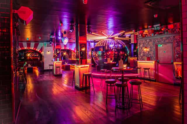 FUNCTION ROOM