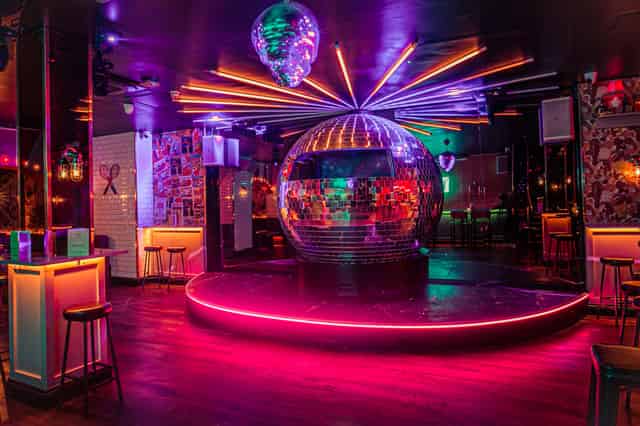 FUNCTION ROOM