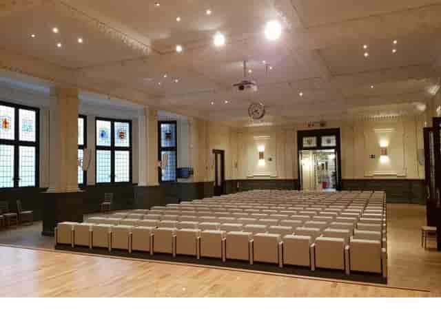 Elegant event space with seating for seminars at Casino de Madrid, perfect for corporate meetings.