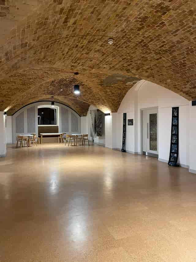 Elegant FORUM in St John's Church Waterloo with arched ceilings for workshops and events.