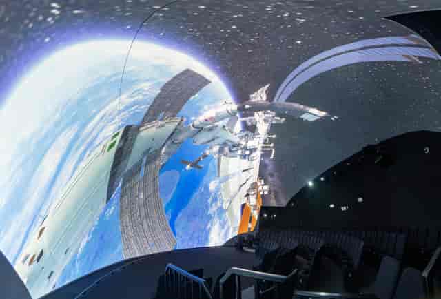 Space Dome at Jodrell Bank: immersive venue for corporate events and workshops.