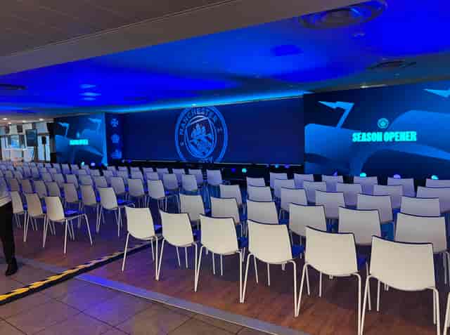 Legends Lounge