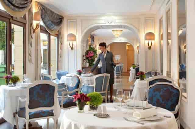 Elegant dining space at Montgolfier 3, perfect for upscale corporate events and gatherings.