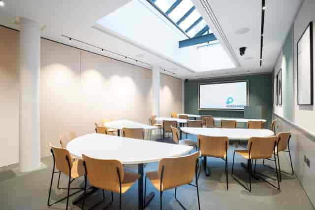 Trillion Salisbury House meeting room, collaborative workshop event