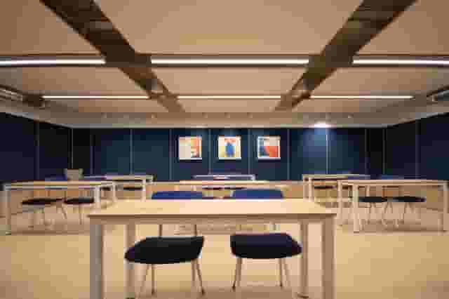 Board room / Meeting room