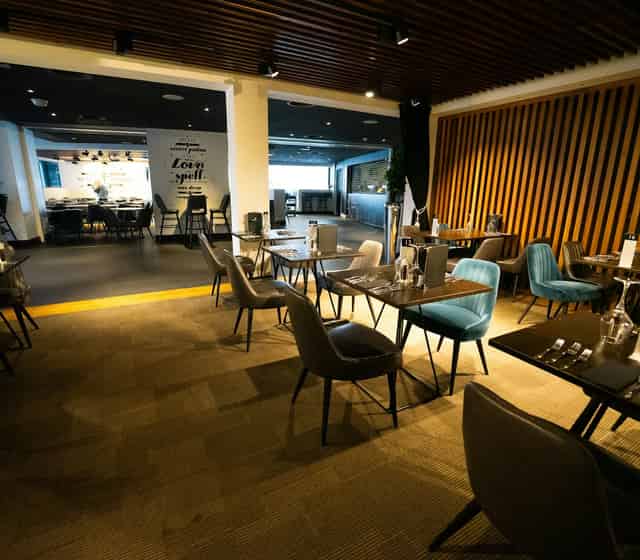 Black & White Lounge (Large Parties)