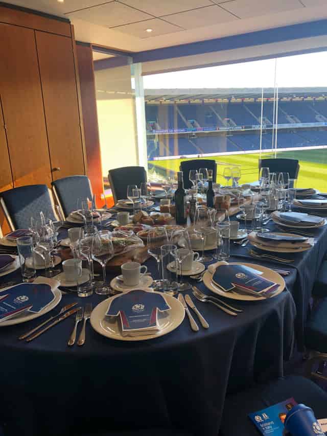 10 Executive Boxes