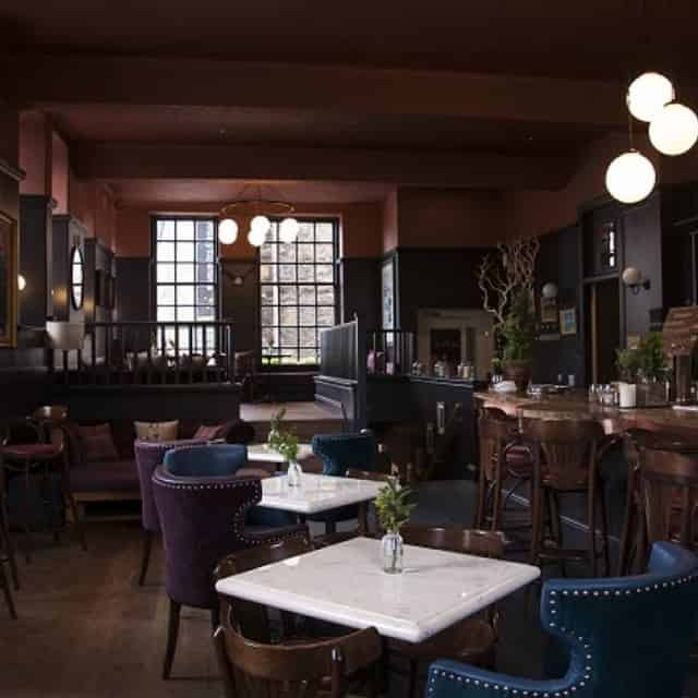 Breakfast restaurant