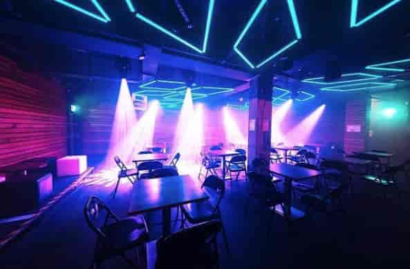 Modern event space in E1 London with dynamic lighting for corporate and social gatherings.