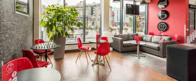 Hub Cafe & Bar