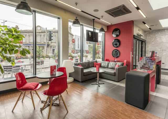 Hub Cafe & Bar