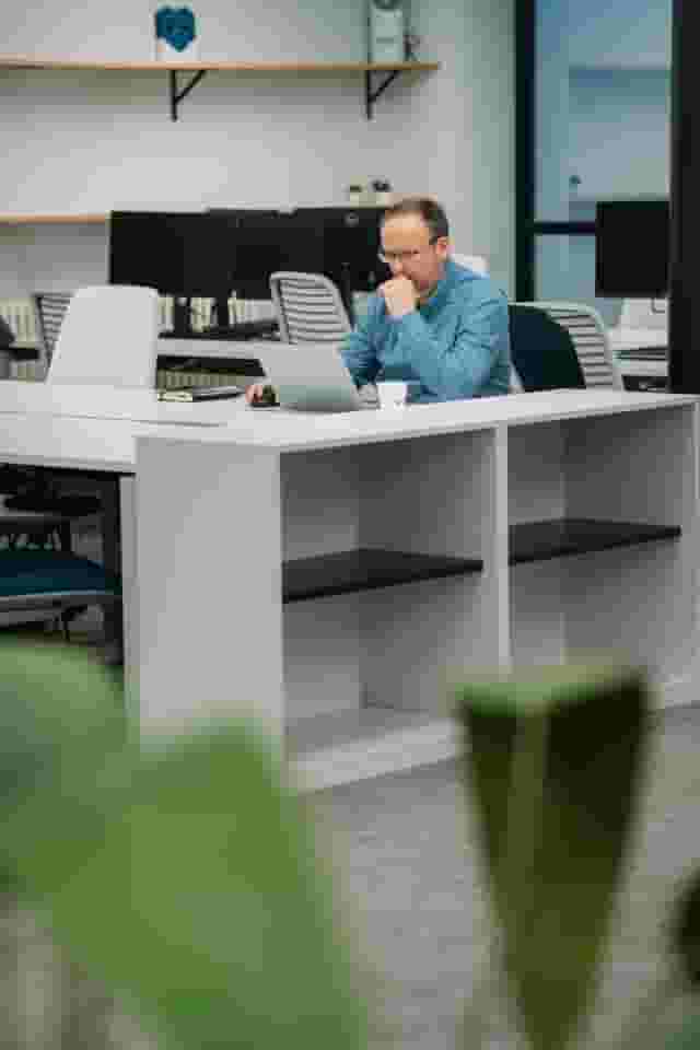 Flexible Desk