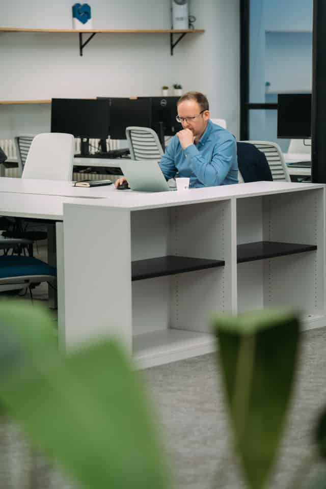 Flexible Desk