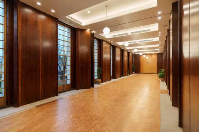 Committee Room