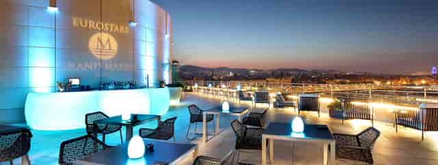 Rooftop venue at Eurostars Grand Marina with city view, ideal for cocktail parties.