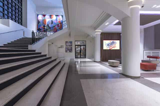 Le Foyer - Hall