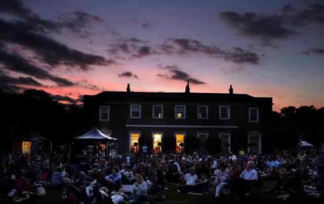 606 Club for outdoor jazz nights ...
