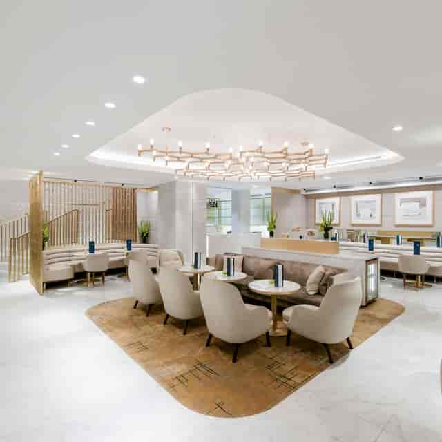 Hyde Café lobby in Royal Lancaster London, ideal for networking events with elegant design.