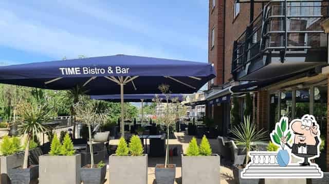 Outdoor Terrace