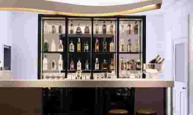 The Henderson Bar