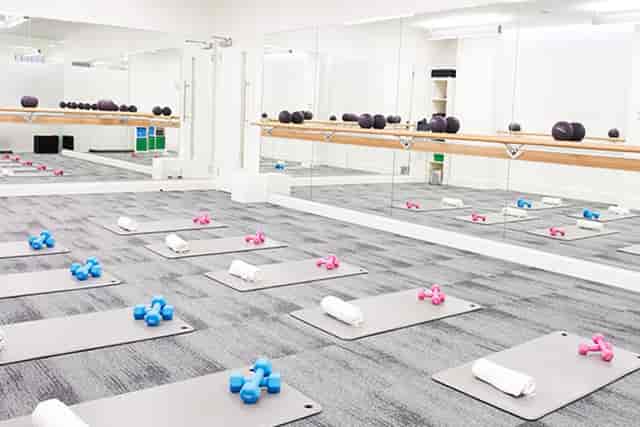 Barrecore Studio in Hampstead: vibrant fitness space for wellness events and team-building.