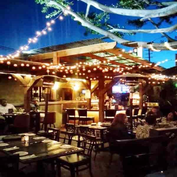 Vibrant outdoor lounge at Pip's on La Brea, ideal for casual events and gatherings.