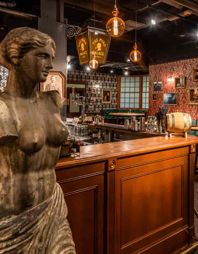 Stylish Mind Palace venue with elegant bar, perfect for cocktail receptions and gatherings.
