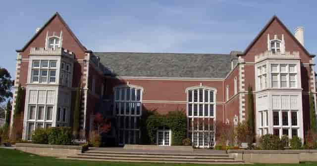 Terrace in Kohl Mansion: elegant venue with large windows for corporate retreats and weddings.
