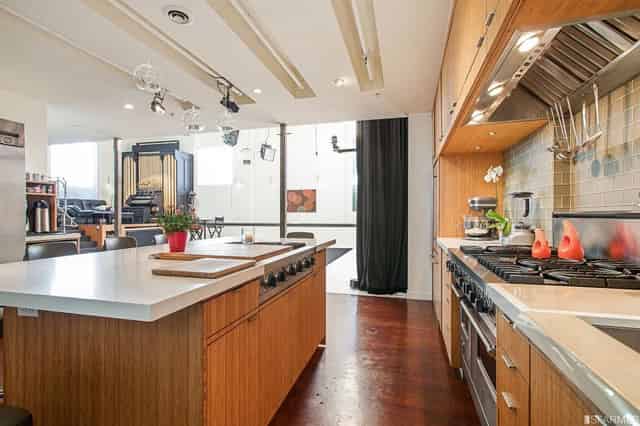 Studio Kitchen