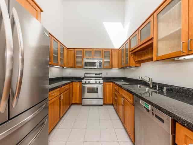 Modern kitchen in APT 11, Wise Guys Events, ideal for catering and cooking demos.