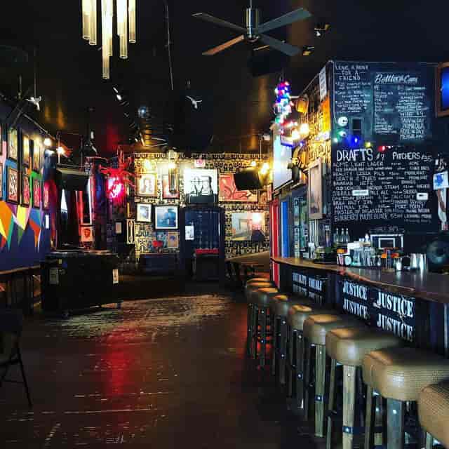 Vibrant lounge at Madrone Art Bar, perfect for creative events and casual gatherings.