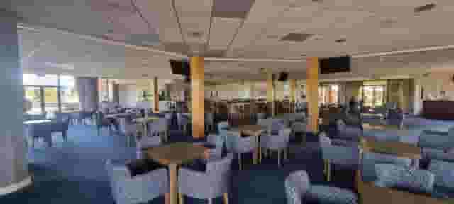 Kempton Park Racecourse