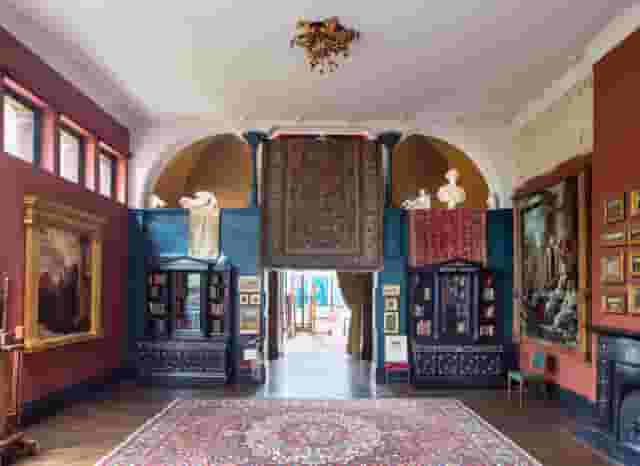 Leighton House