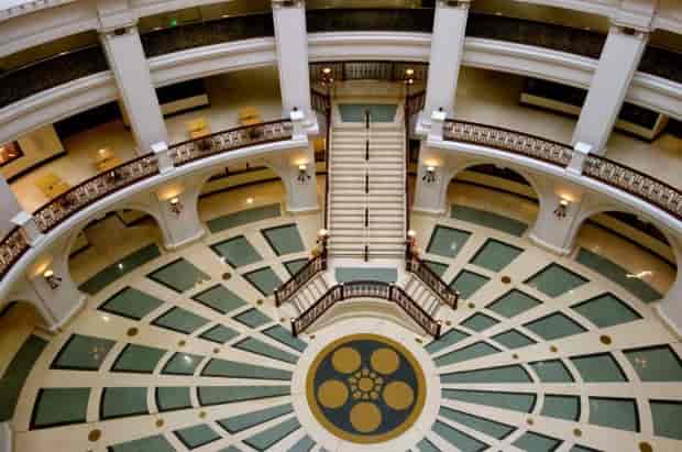 Downtown Oakland landmark Rotunda ...