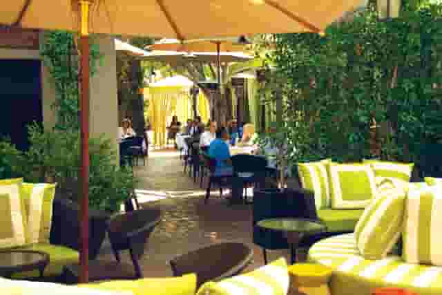 Inside Dining Private Party Set