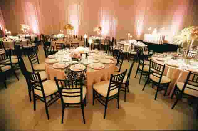 CHIAVARI CHAIRS WITH COCKTAIL HOUR