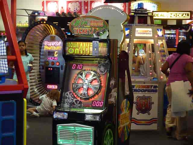 Vibrant arcade at Chuck E. Cheese Lakewood for team-building and family events.