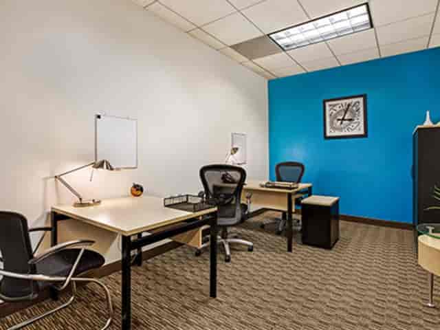 Modern minimalist office space on 17th Floor, Glendale Plaza, ideal for meetings and collaboration.