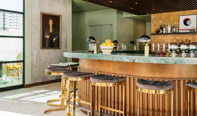 Stylish bar area at Silver Lake Pool & Inn, ideal for cocktail receptions and networking events.