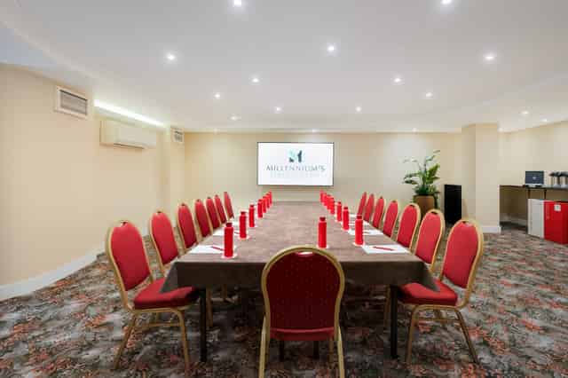 Oxford Suite