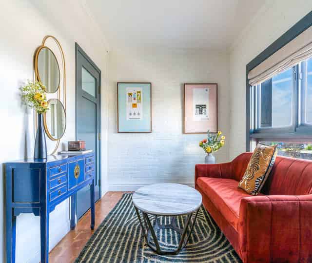 Guest Lounge