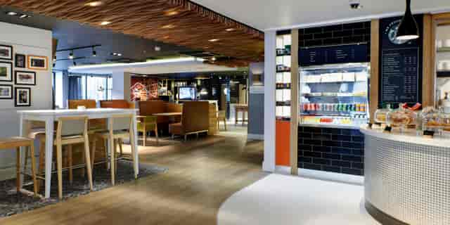 Restaurants Near Holiday Inn London ...