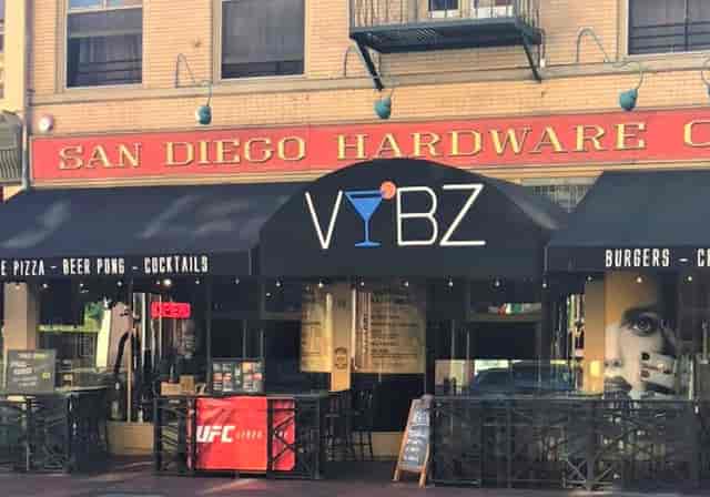 VYBZ Kitchen & Lounge outdoor seating, ideal for casual events and gatherings in San Diego.