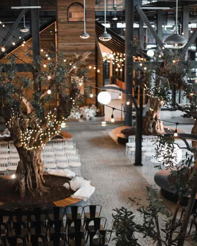 Venue 808