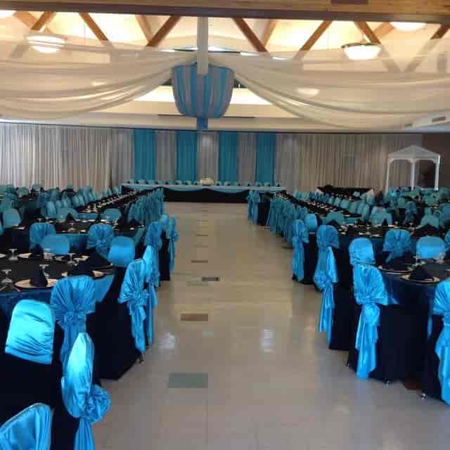Elegant Smaller Hall with black and turquoise decor, perfect for weddings and corporate events.