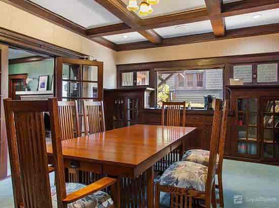 Marengo Avenue Meeting Center in Pasadena, elegant room with large table for meetings.