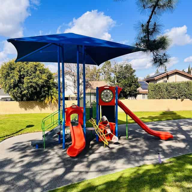 Picnic shelter