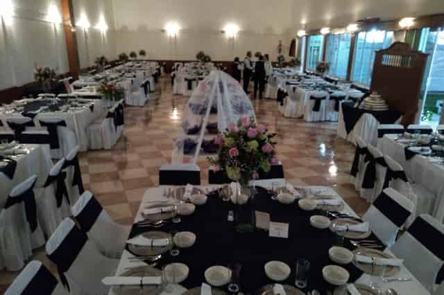 Salon Monarca
