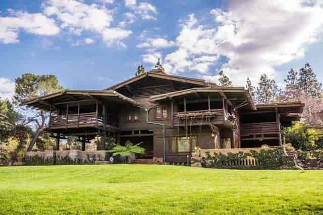 Levitt Pavilion at Arroyo Vista Inn, ideal for outdoor weddings and events.