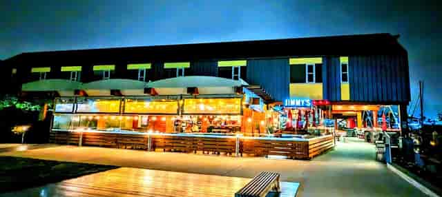 Vibrant outdoor dining at Jimmy's Famous American Tavern, ideal for events and gatherings.